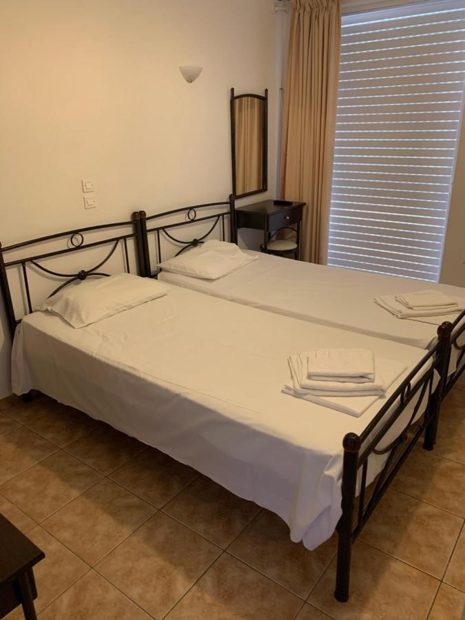 Αβαντιάς Abantias Aparthotel Loutrá Edipsoú Eksteriør bilde